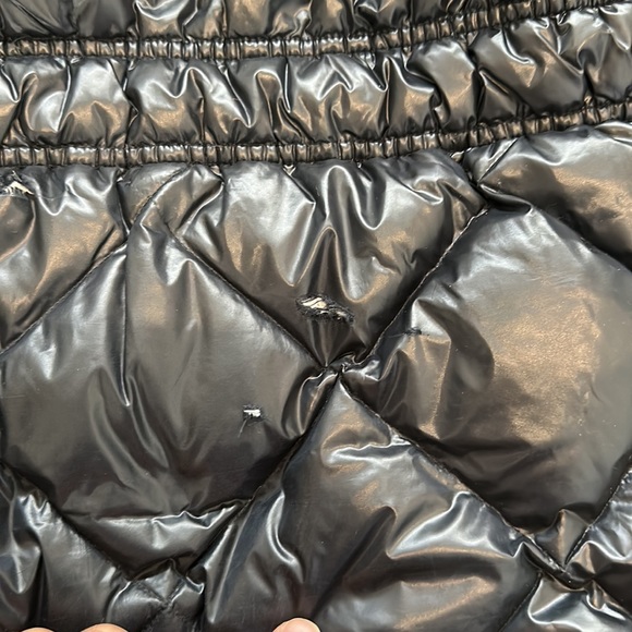 Columbia warm puffer jacket for girl size Xl - Picture 3 of 4